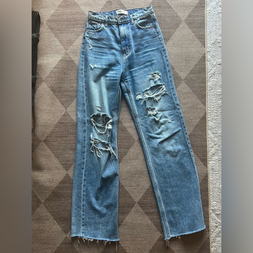 Zara Distressed Blue Jeans